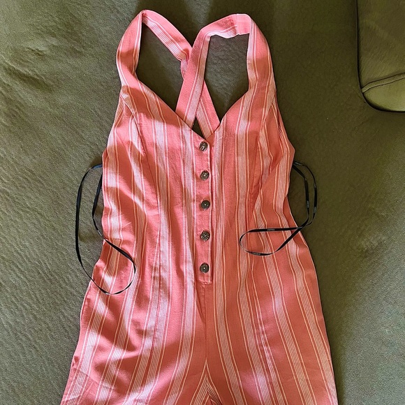 Forever 21 Striped Jumpsuit Size Small NWT - Picture 5 of 11